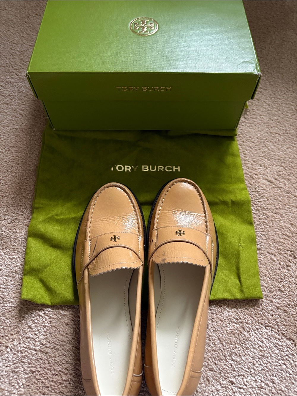 Tory Burch Tan Camel Leather Classic Penny Loafers with Shoe Bag and Box